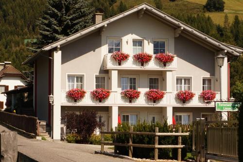 Gallery image of Ferienwohnung Lieserhaus in Rennweg