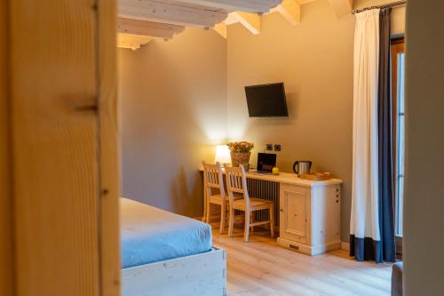 Agriturismo Riniにあるテレビまたはエンターテインメントセンター