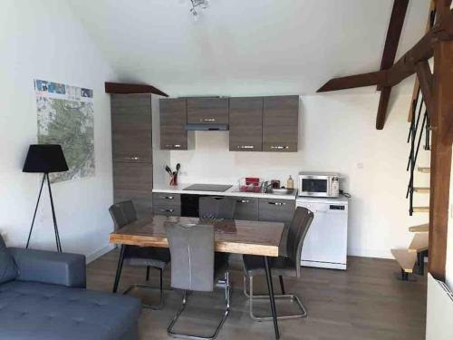 Gîte au bord du loing et proche forêt