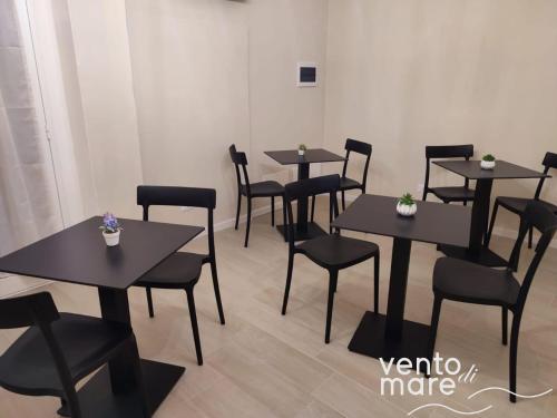 Restaurant ou autre lieu de restauration dans l'établissement Vento di Mare