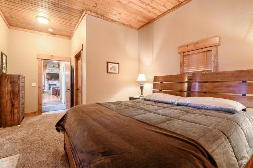 Postel nebo postele na pokoji v ubytování Alpine Escape