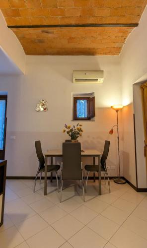 Magnolia - Large and comfortable studio flat