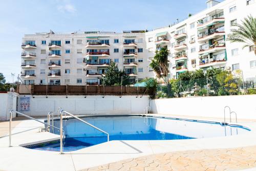 Oasis en Playamar con piscina
