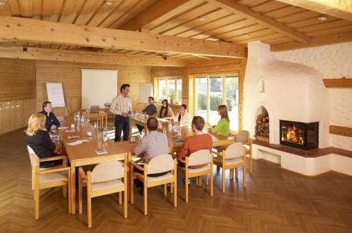 A restaurant or other place to eat at Landgasthof & Seminarhotel Kobleder