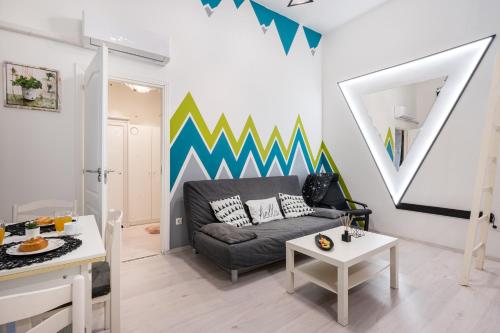 Triangle Apartment - FREE PARKING! 1082 Budapest, 7 Leonardo da Vinci utca kép - 3