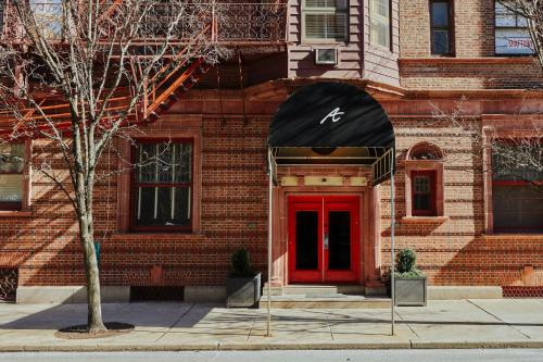 Alexander Inn Image