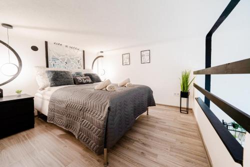 Secret Garden Apartment - Free Parking