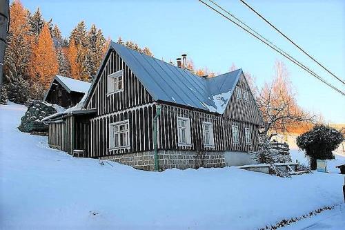 Roubenka U Myšáka Jizerské hory durante el invierno