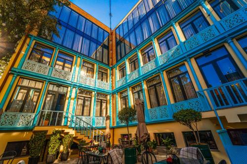 Budova, kde se hotel nachází