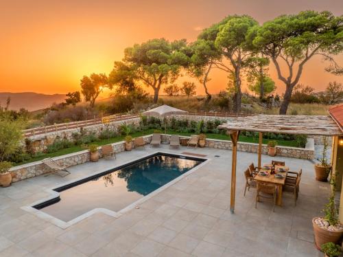 Sassi Di Fteri Villas