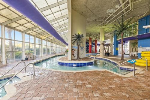 Dunes Village/King bedOceanfront 2b/2b/waterpark photo 27