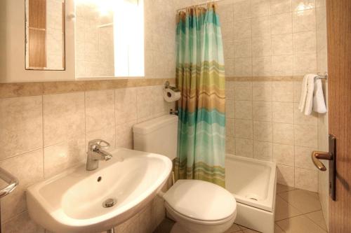 Apartments with parking space Baska, Krk - 22661