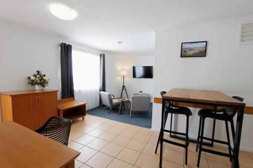 Windmill Motel & Events Centreにあるテレビまたはエンターテインメントセンター