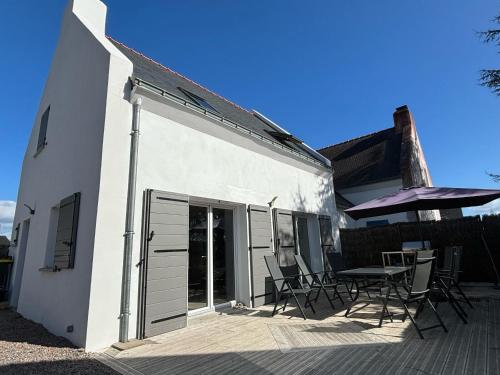 Maison récente à 200 m de la plage avec jardin clos, terrasse, vélos et wifi à Mesquer - FR-1-306-1265