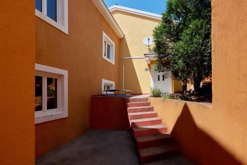 Фотография из галереи Apartments Villa Relax в Петроваце