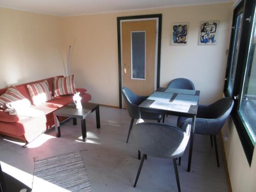 Φωτογραφία από το άλμπουμ του Ferienbungalow Am Birkenwäldchen σε Kolonie Röntgental