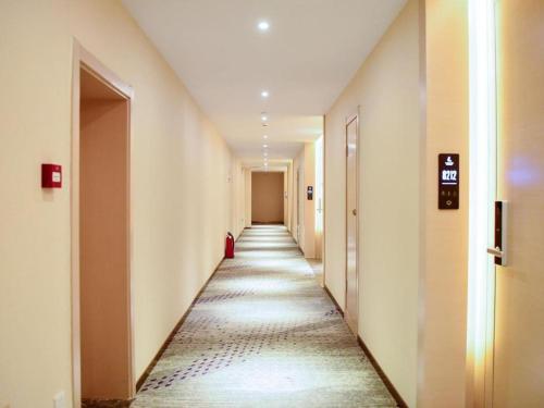 Foto dalla galleria di Lavande Hotels Jinzhong Youjian Pingyao a Jinzhong
