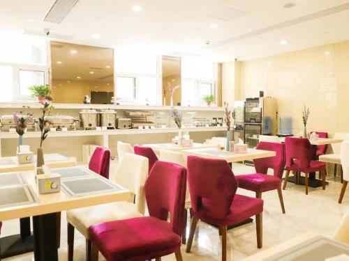 Restavracija oz. druge možnosti za prehrano v nastanitvi Lavande Hotels Heze Dingtao