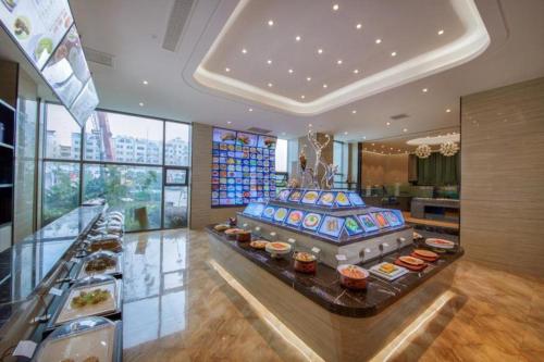 Gallery image of Shuguang International Hotel Jurong in Zhenjiang