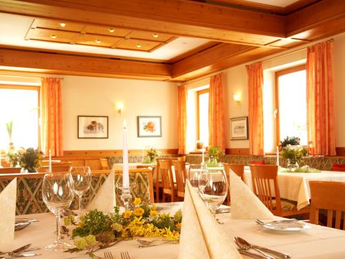 En restaurant eller et andet spisested på Landhotel Bärnriegel