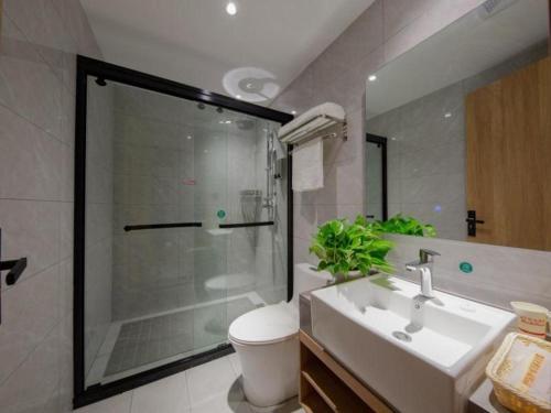 Kúpeľňa v ubytovaní Shell Hotel Anhui Huaibei Suixi County Economic Development Zone