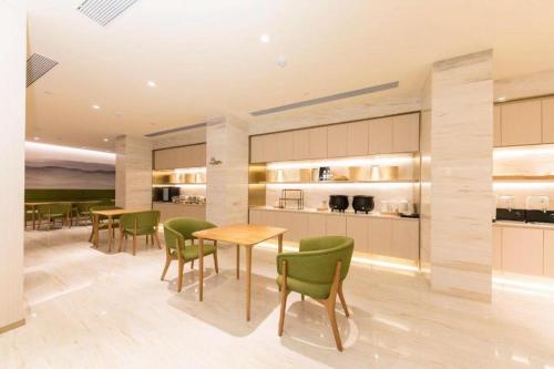 Gallery image of Ji Hotel Beijing Daxing District Government in Daxing