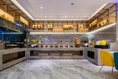 Imagem da galeria de Starway Hotel Xi'an Wulukou Metro Station em Xian