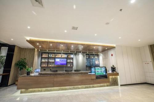 Lobby/Rezeption in der Unterkunft Hanting Hotel Nanjing Dengzhou Zhongjing Road