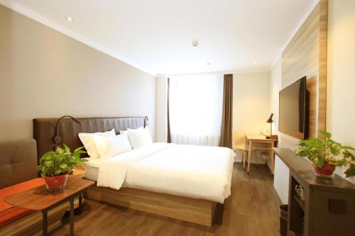 Gallery image of Hanting Premium Hotel Chengde Summer Resort Dutong Mansion in Chengde