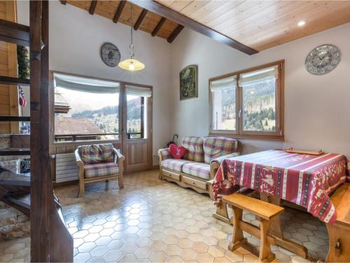 אזור ישיבה ב-Appartement La Clusaz, 3 pièces, 4 personnes - FR-1-304-193