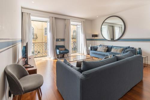 Modern 3BR, terrace, AC/heating & self check-in