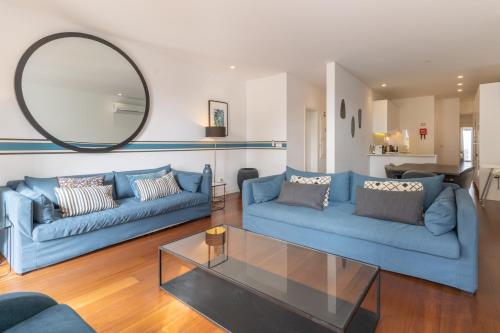 Modern 3BR, terrace, AC/heating & self check-in