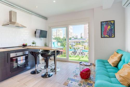 Sea view Apartment w/ 2 rooms, Beach: 1 minute
