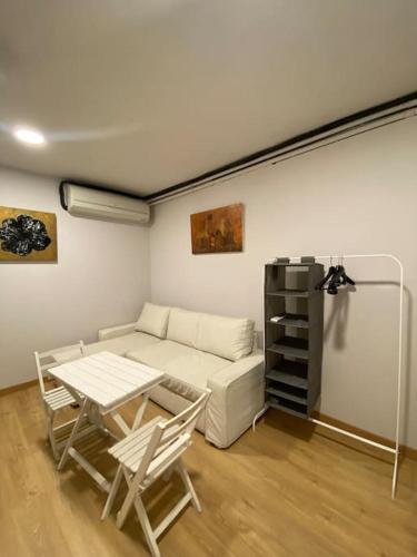 Duplex in Guindalera (E)