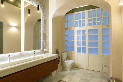 Luxury Palace Sevilla photo 39