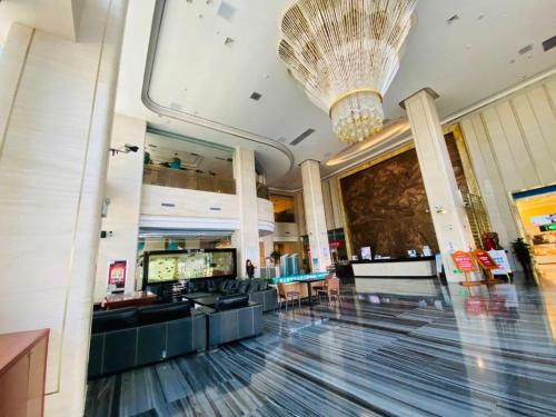 Gallery image of Starway Hotel Urumqi Economic Development Zone Railway Station in Ürümqi