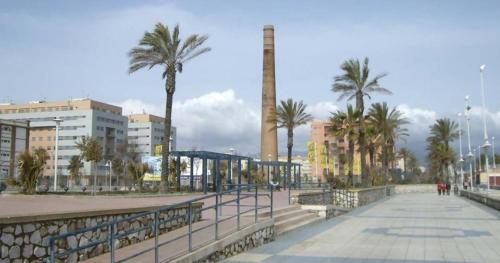 LA CARAMBA Amplio apartamento en la playa