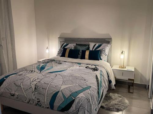 PRADO PLAGE DAVID - STADE VELODROME - PARC CHANOT - Luxury apartment by the Sea - Enjoy premium comfort with access to international TV channels from all over the world