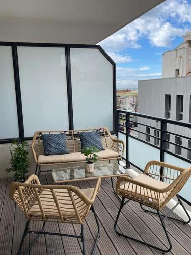 PRADO PLAGE DAVID - STADE VELODROME - PARC CHANOT - Luxury apartment by the Sea - Enjoy premium comfort with access to international TV channels from all over the world photo 43
