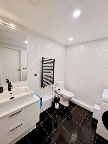PRADO PLAGE DAVID - STADE VELODROME - PARC CHANOT - Luxury apartment by the Sea - Enjoy premium comfort with access to international TV channels from all over the world photo 47