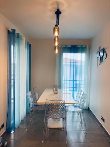 PRADO PLAGE DAVID - STADE VELODROME - PARC CHANOT - Luxury apartment by the Sea - Enjoy premium comfort with access to international TV channels from all over the world photo 51