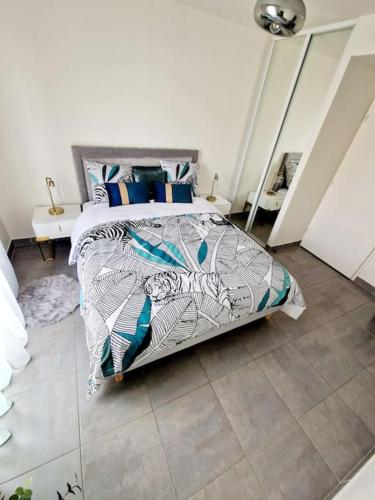 PRADO PLAGE DAVID - STADE VELODROME - PARC CHANOT - Luxury apartment by the Sea - Enjoy premium comfort with access to international TV channels from all over the world photo 76