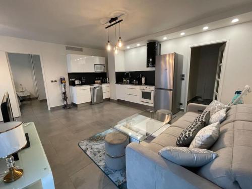 PRADO PLAGE DAVID - STADE VELODROME - PARC CHANOT - Luxury apartment by the Sea - Enjoy premium comfort with access to international TV channels from all over the world photo 80