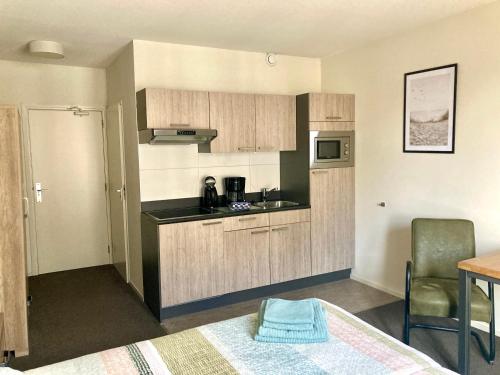 Köök või kööginurk majutusasutuses Nicolette Apartments