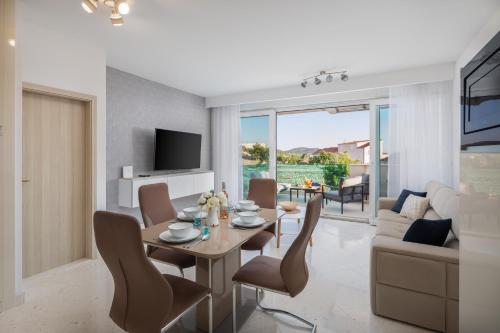 Apartment Maya Center Modern 2bd