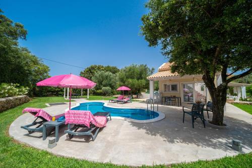 Πισίνα στο ή κοντά στο Koukla Retreat