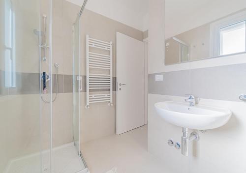 Bilik mandi di Residence Padulella "Due"