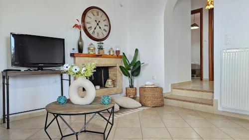 Tony's House with sea view