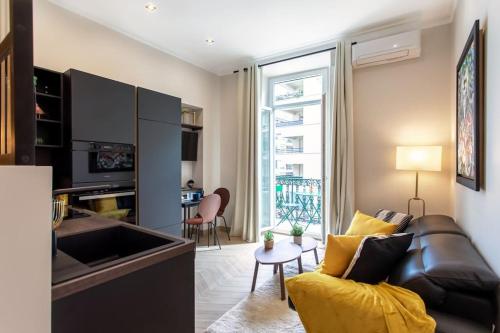 L37 F1 Central 2 min de la mer Balcon & CLIM