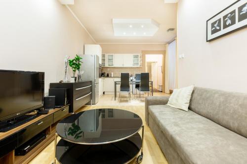 Downtown home by STN